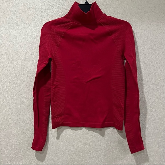 Athleta Women’s Turtleneck Long Sleeve Shirt Red Size Medium Stretch Active, - Picture 1 of 15